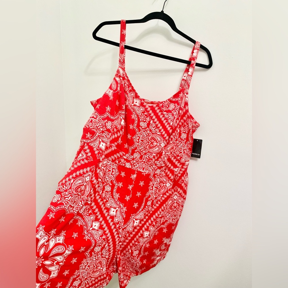 Torrid Red Paisley 2 Pocket Smocked Waist Romper - 2X - 18/20 - NEW